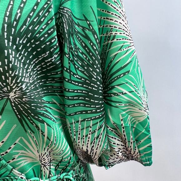 Cooper ST Kahlo Puff Sleeve Green Tropical Wrap Top Size 4 NEW - Picture 3 of 6